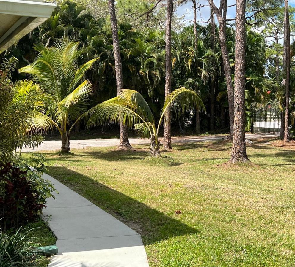 Private Tropical Paradise Guesthouse! Loxahatchee 외부 사진